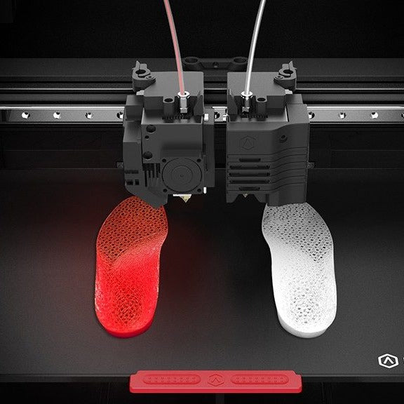 Raise3D E2 Desktop 3D Printer